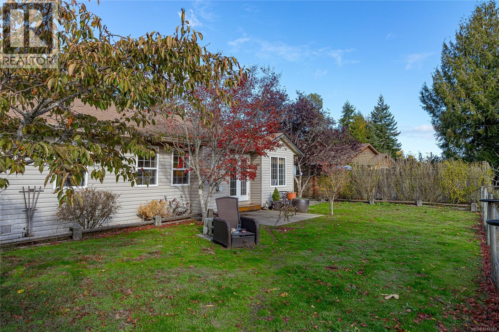 1752 Country Rd, Qualicum Beach