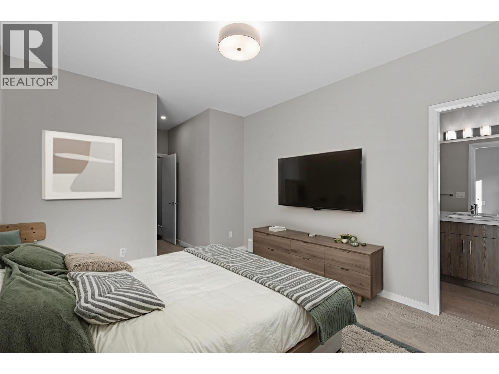 1993 QU'APPELLE Boulevard Unit# 105, Kamloops