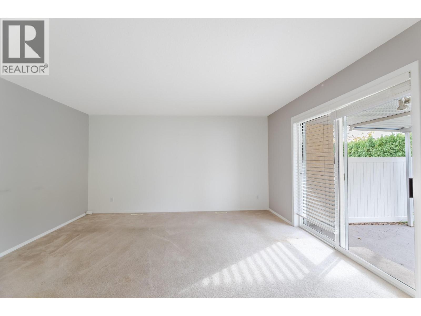 7 145 REDWING Place, Oliver