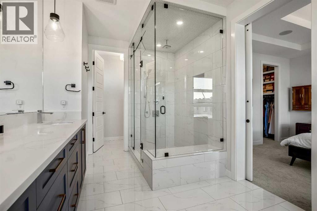 Single Family House for Sale in   Avenue NW Montgomery Calgary 