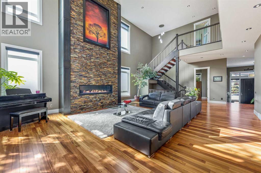 Single Family House for Sale in   Street NE Winston Heights/Mountview Calgary 