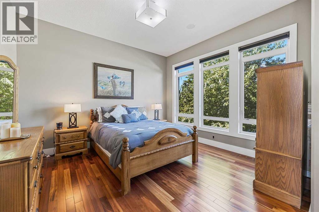 Single Family House for Sale in   Street NE Winston Heights/Mountview Calgary 