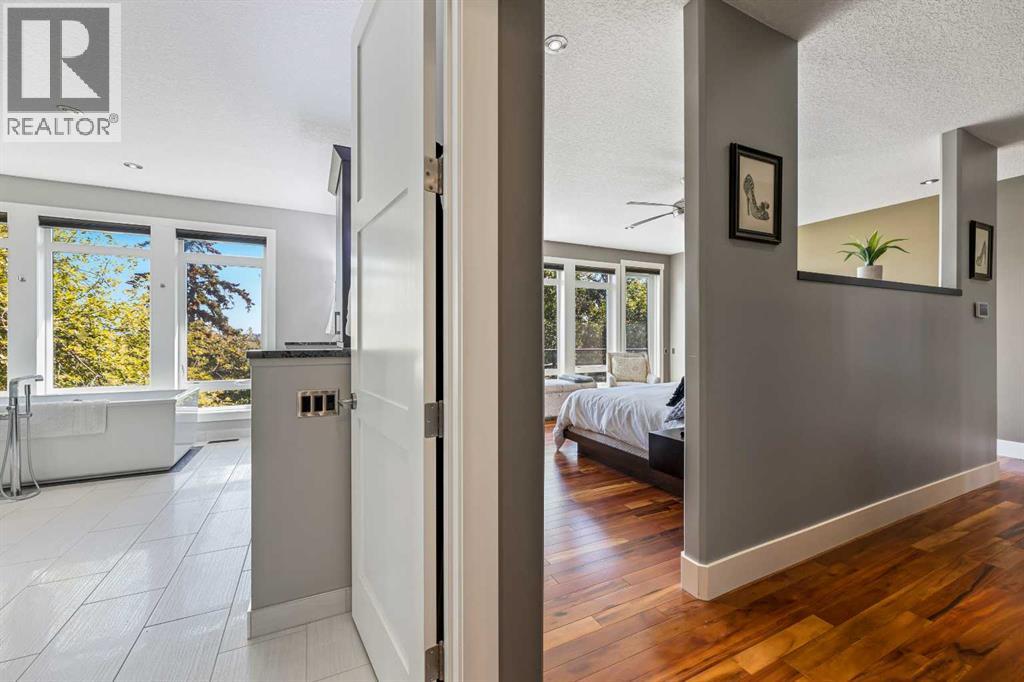 Single Family House for Sale in   Street NE Winston Heights/Mountview Calgary 