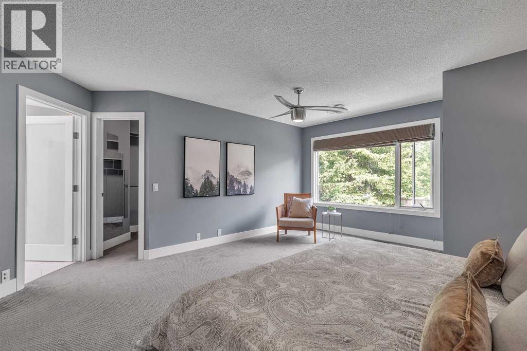 Single Family House for Sale in  Edgebrook Gardens NW Edgemont Calgary 