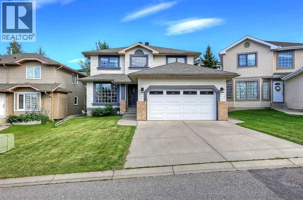 Single Family House for Sale in  Edgebrook Gardens NW Edgemont Calgary 