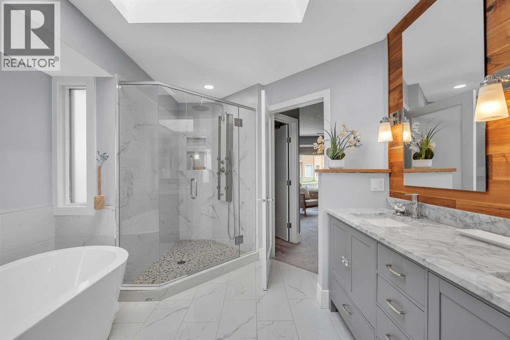 Single Family House for Sale in  Edgebrook Gardens NW Edgemont Calgary 