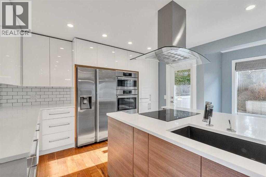 Single Family House for Sale in  Edgebrook Gardens NW Edgemont Calgary 