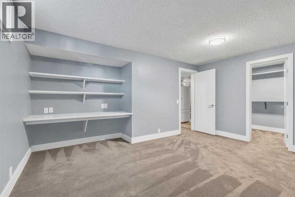 Single Family House for Sale in  Edgebrook Gardens NW Edgemont Calgary 