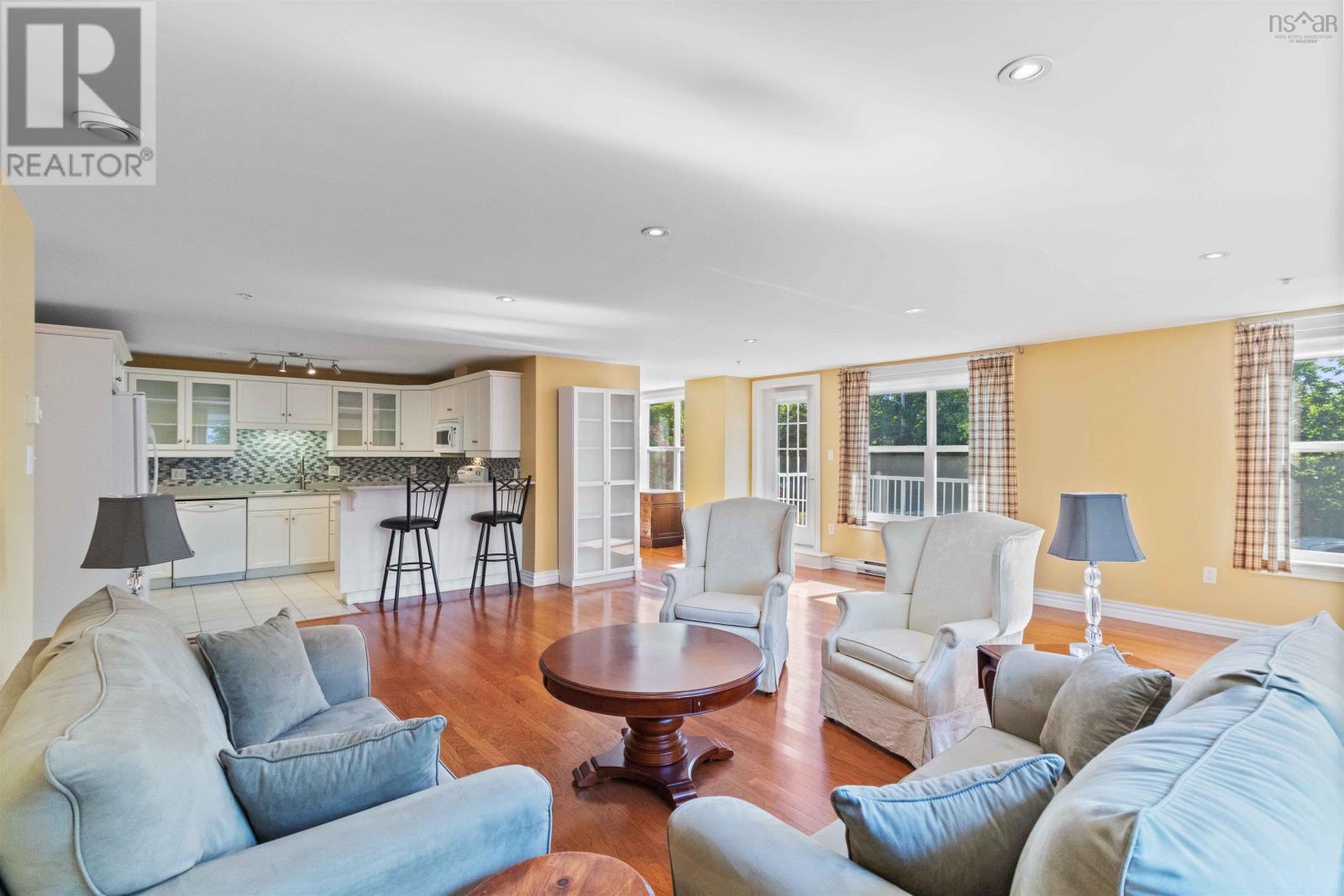 Property 15 of 50 of Unit 101 476 Main Street