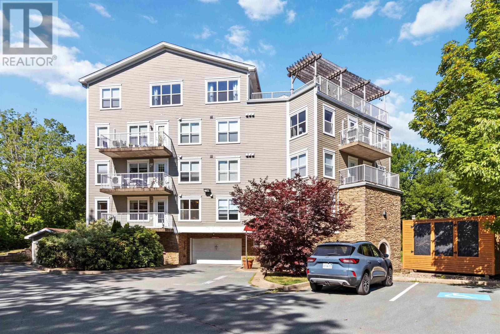 Property 2 of 50 of Unit 101 476 Main Street