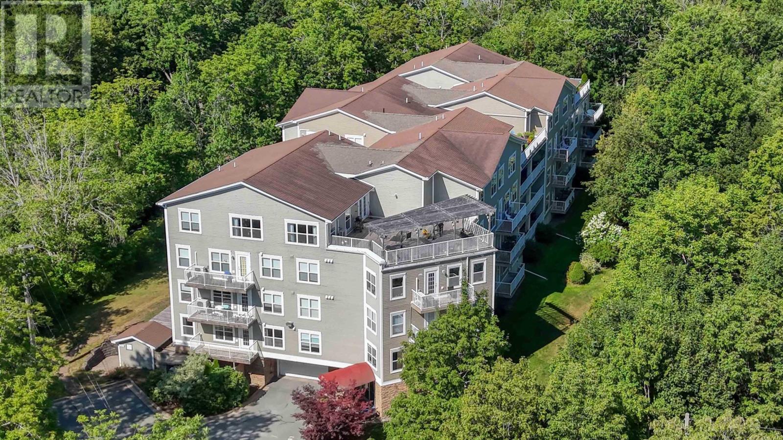 Property 34 of 50 of Unit 101 476 Main Street