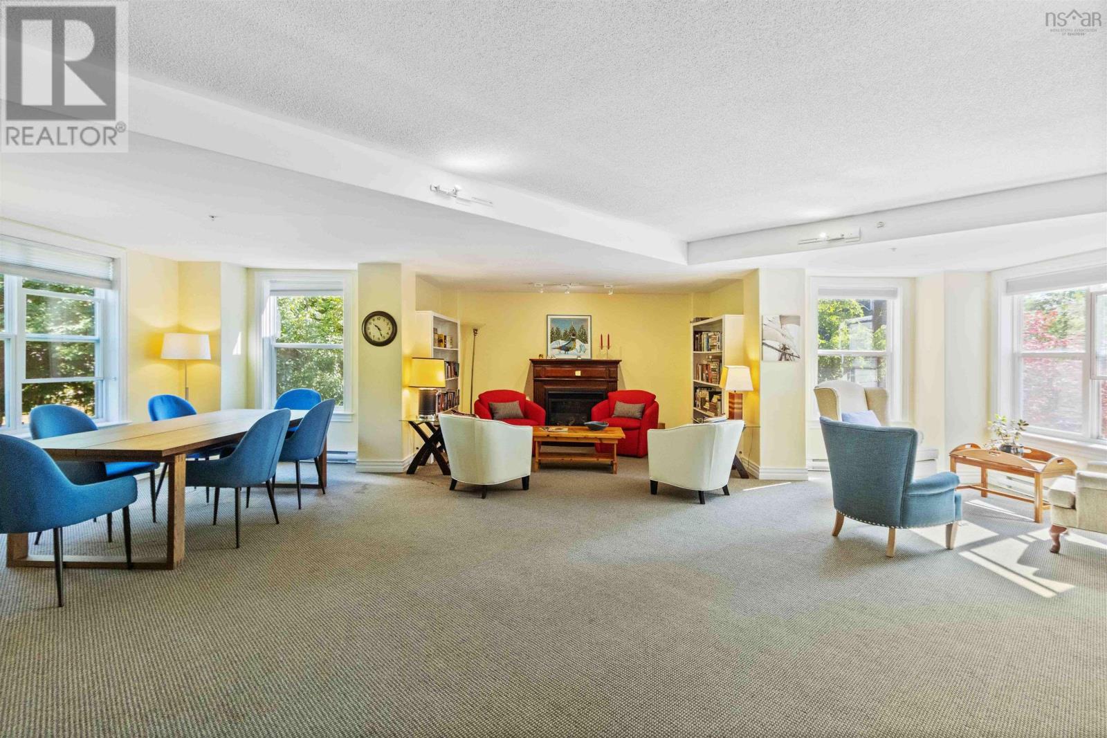 Property 4 of 50 of Unit 101 476 Main Street