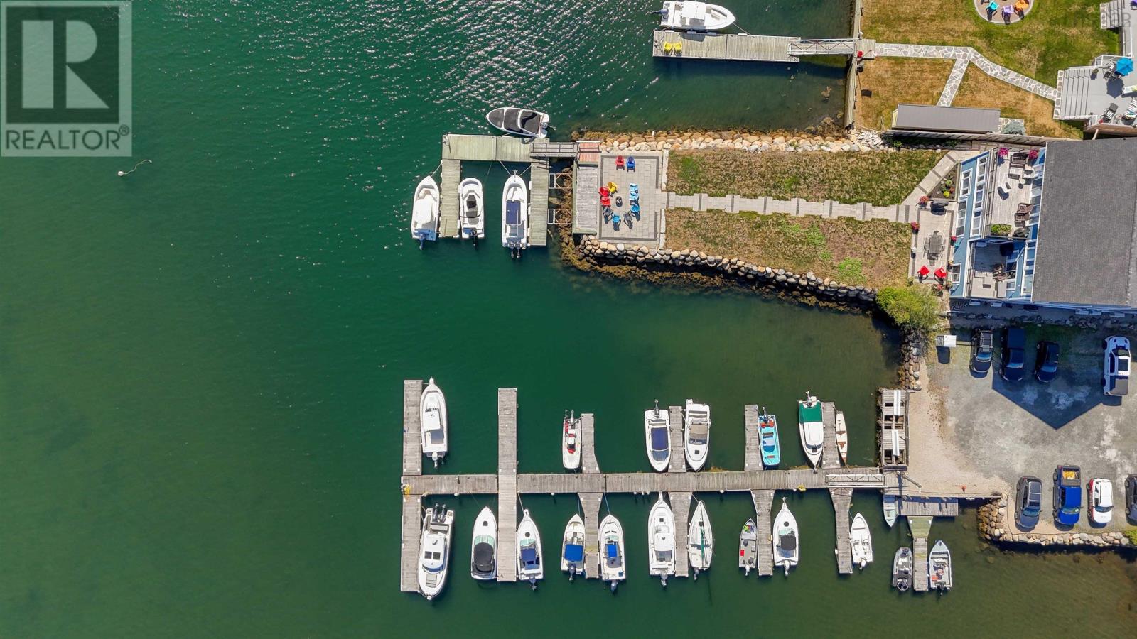 Property 46 of 50 of Unit 101 476 Main Street