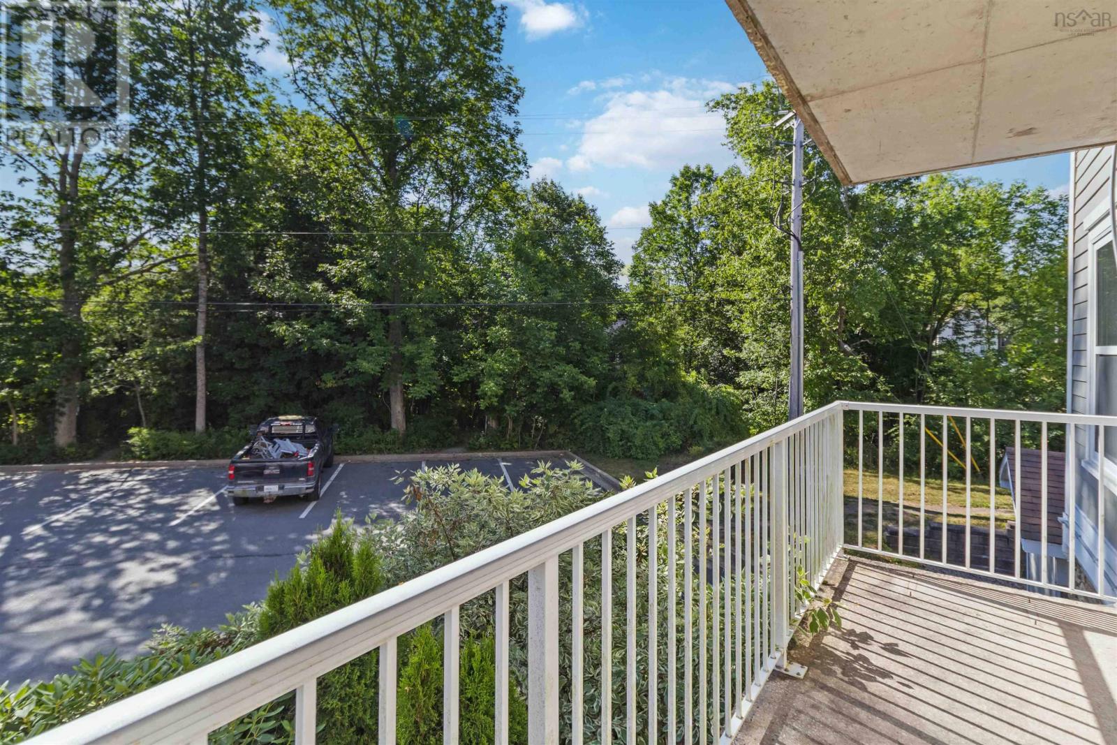 Property 33 of 50 of Unit 101 476 Main Street