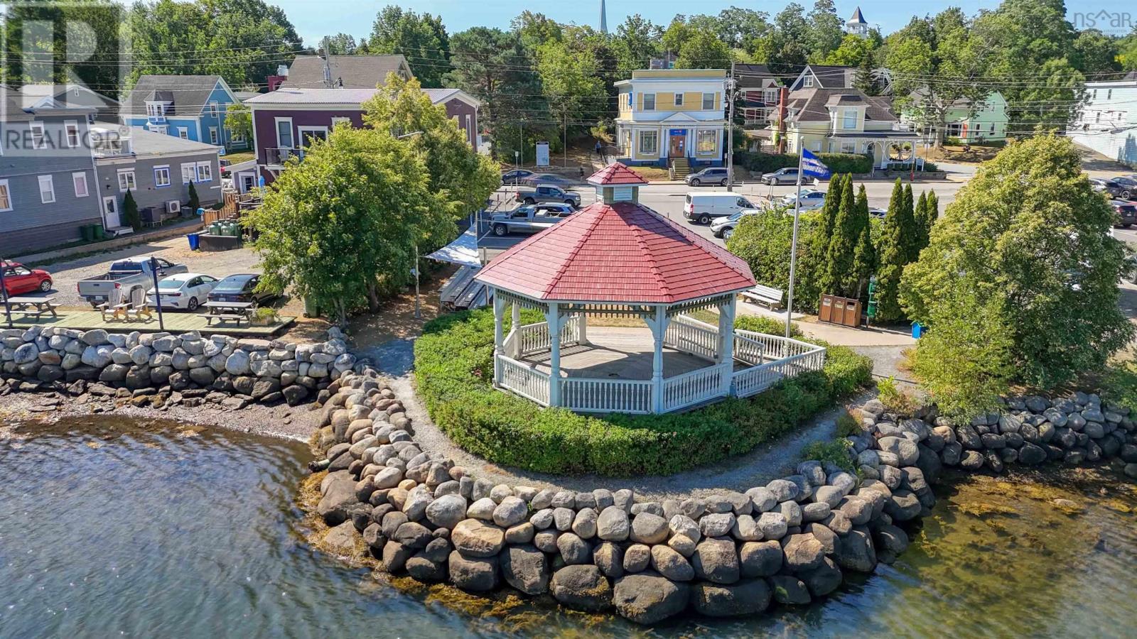 Property 43 of 50 of Unit 101 476 Main Street