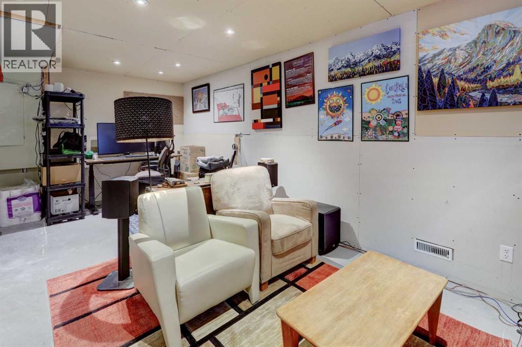 Single Family House for Sale in  Tarington Road NE Taradale Calgary 