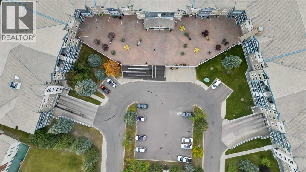 Single Family House for Sale in   Sierra Morena Boulevard SW Signal Hill Calgary 