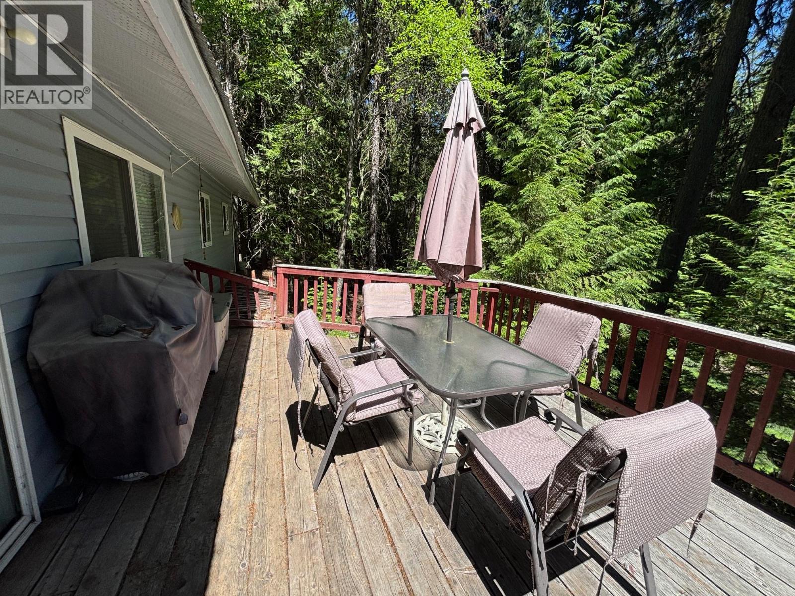 2832 Jewel Lake Road, Greenwood