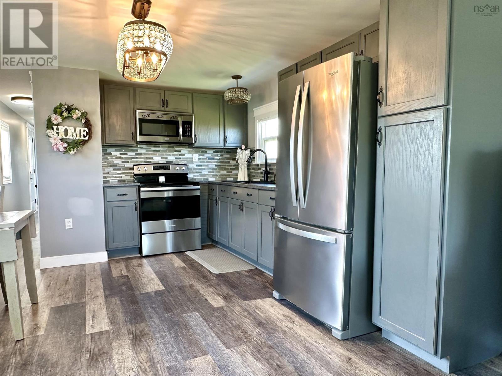 Property 9 of 17 of 127 Park Street