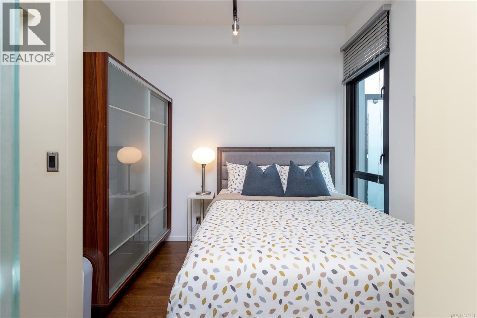 531 1029 View Street, Victoria