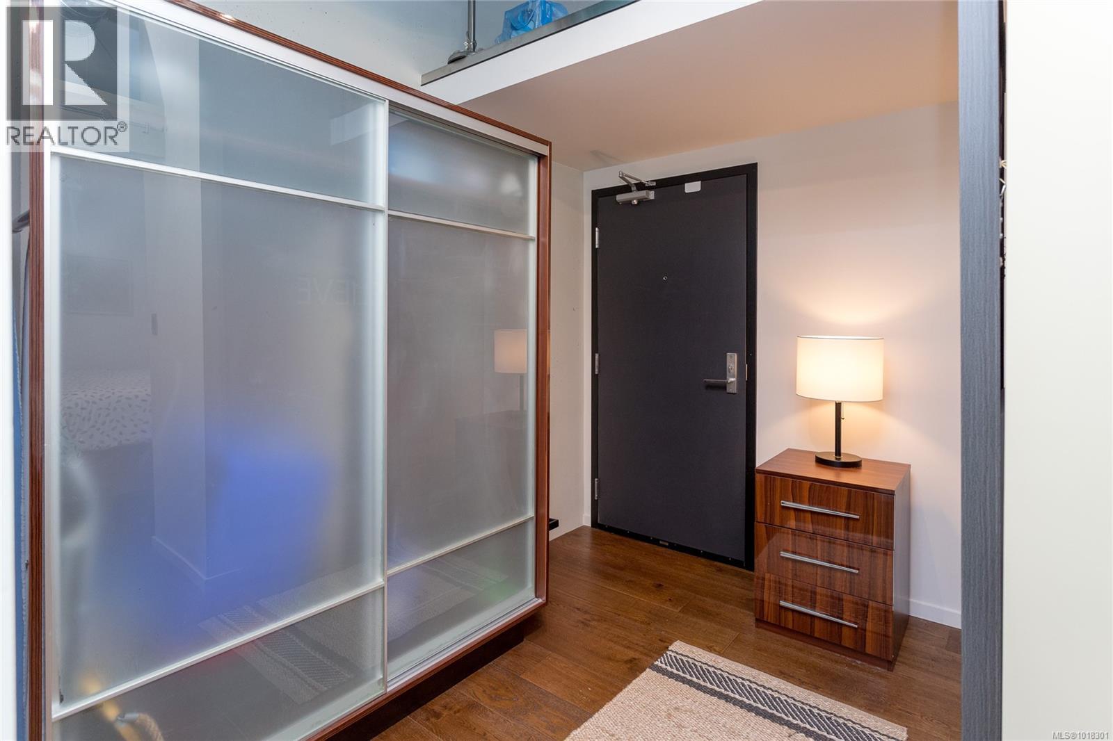 531 1029 View Street, Victoria