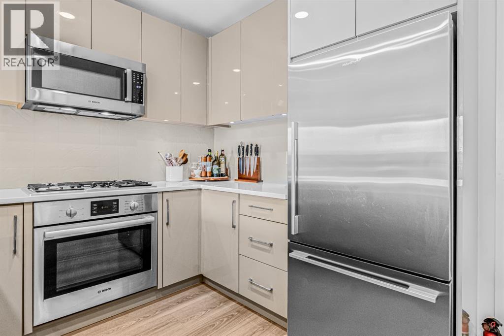 Single Family House for Sale in    Street NW Hillhurst Calgary 