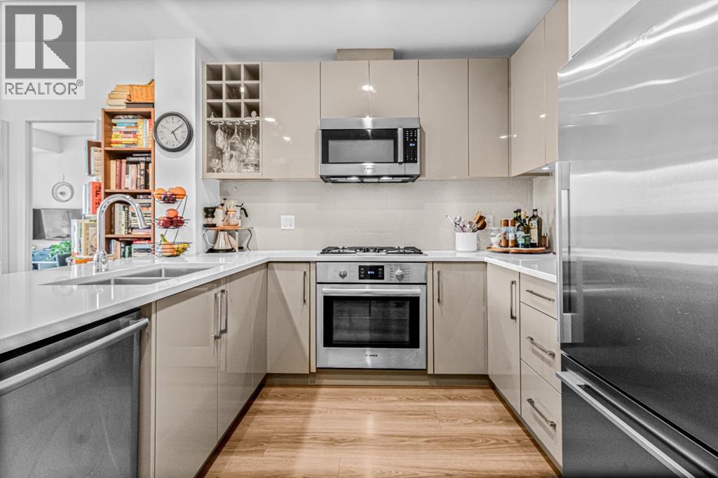 Single Family House for Sale in    Street NW Hillhurst Calgary 