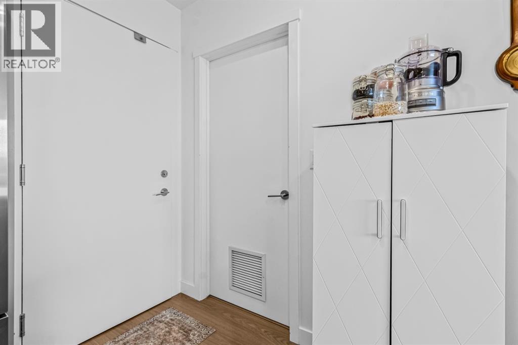 Single Family House for Sale in    Street NW Hillhurst Calgary 