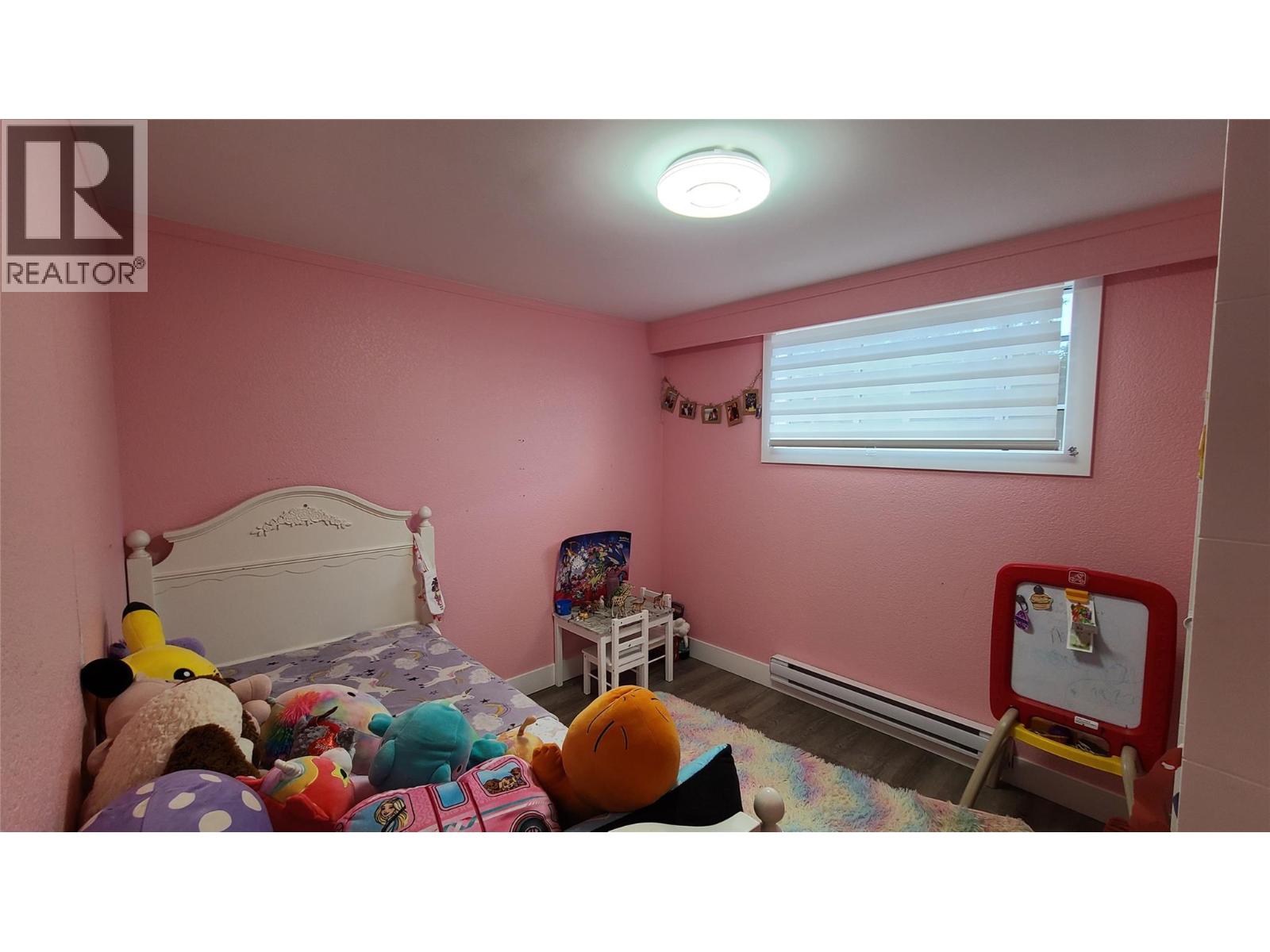  6488 WOLFCUB Place, Oliver