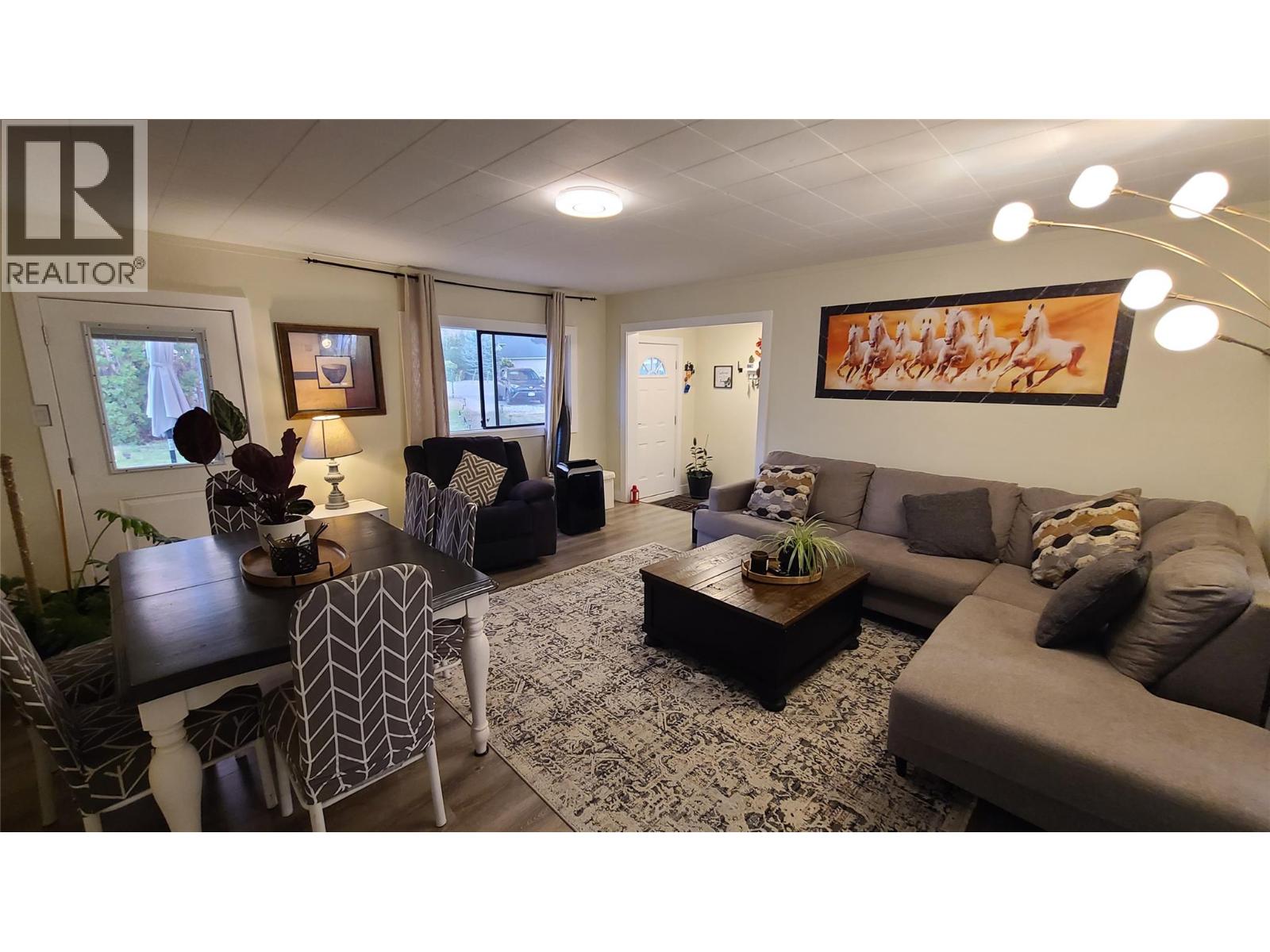  6488 WOLFCUB Place, Oliver