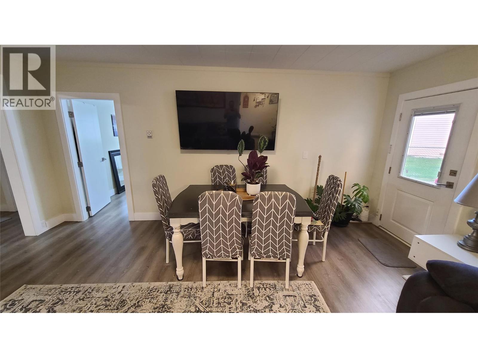  6488 WOLFCUB Place, Oliver