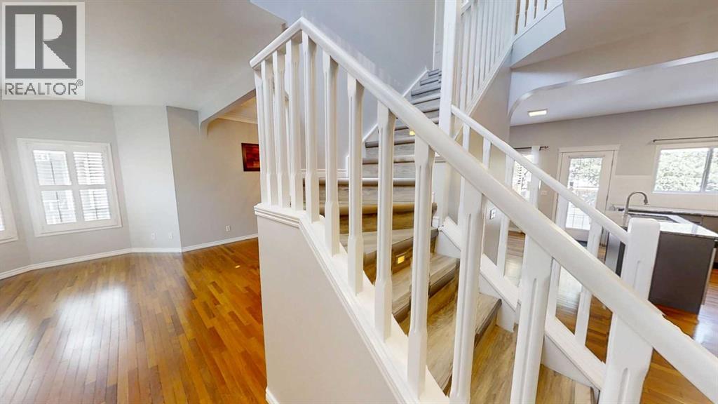 Single Family House for Sale in  Chaparral Drive SE Chaparral Calgary 