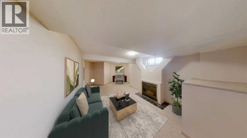 Single Family House for Sale in  Chaparral Drive SE Chaparral Calgary 