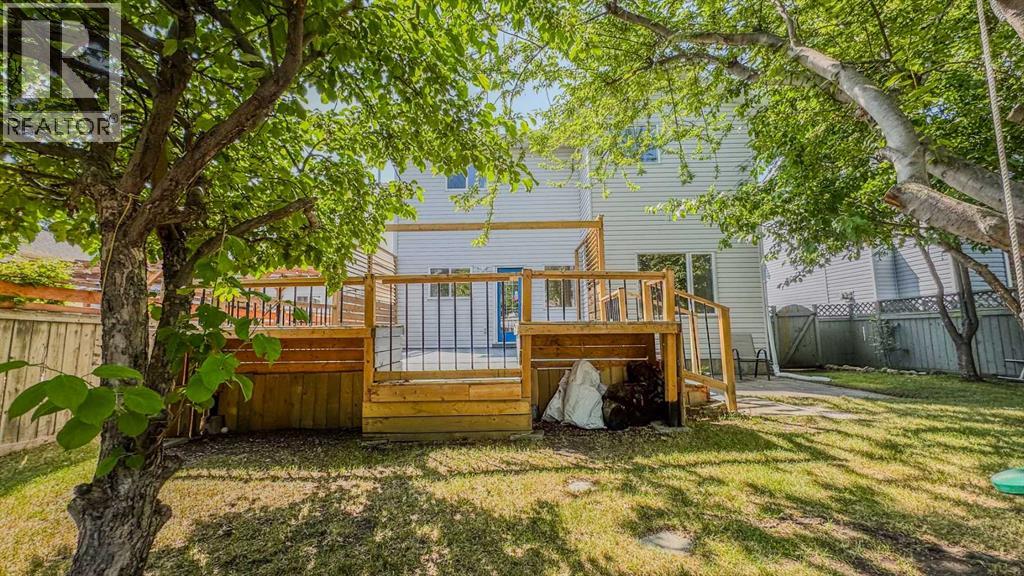 Single Family House for Sale in  Chaparral Drive SE Chaparral Calgary 