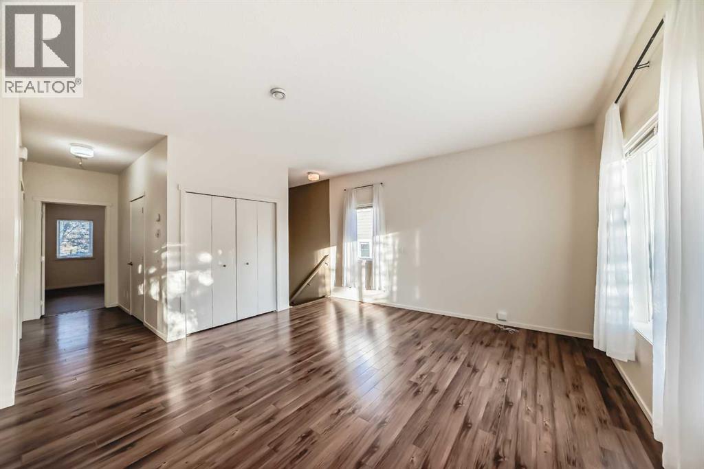 Single Family House for Sale in   Evanscreek Court NW Evanston Calgary 