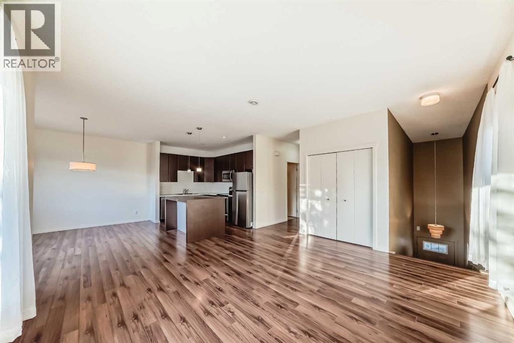 Single Family House for Sale in   Evanscreek Court NW Evanston Calgary 