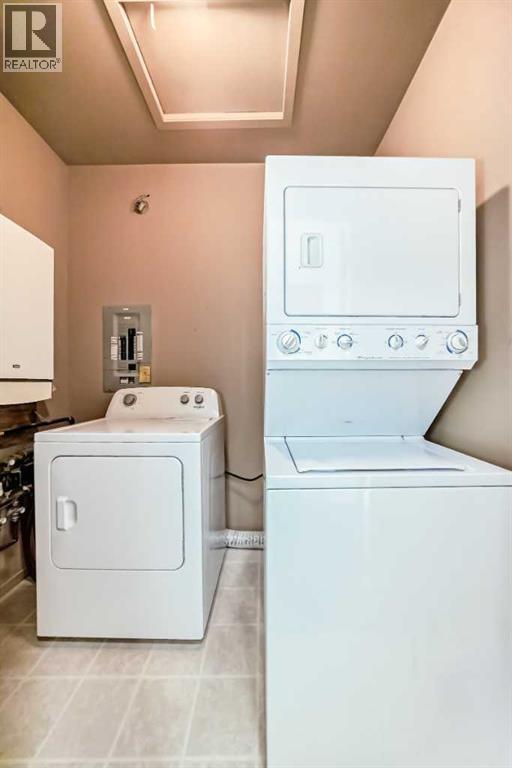 Single Family House for Sale in   Evanscreek Court NW Evanston Calgary 