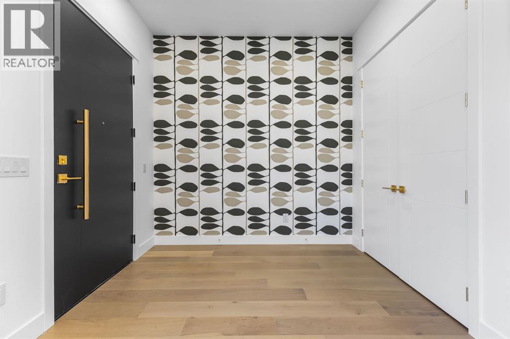 Single Family House for Sale in   Avenue SW Rosscarrock Calgary 