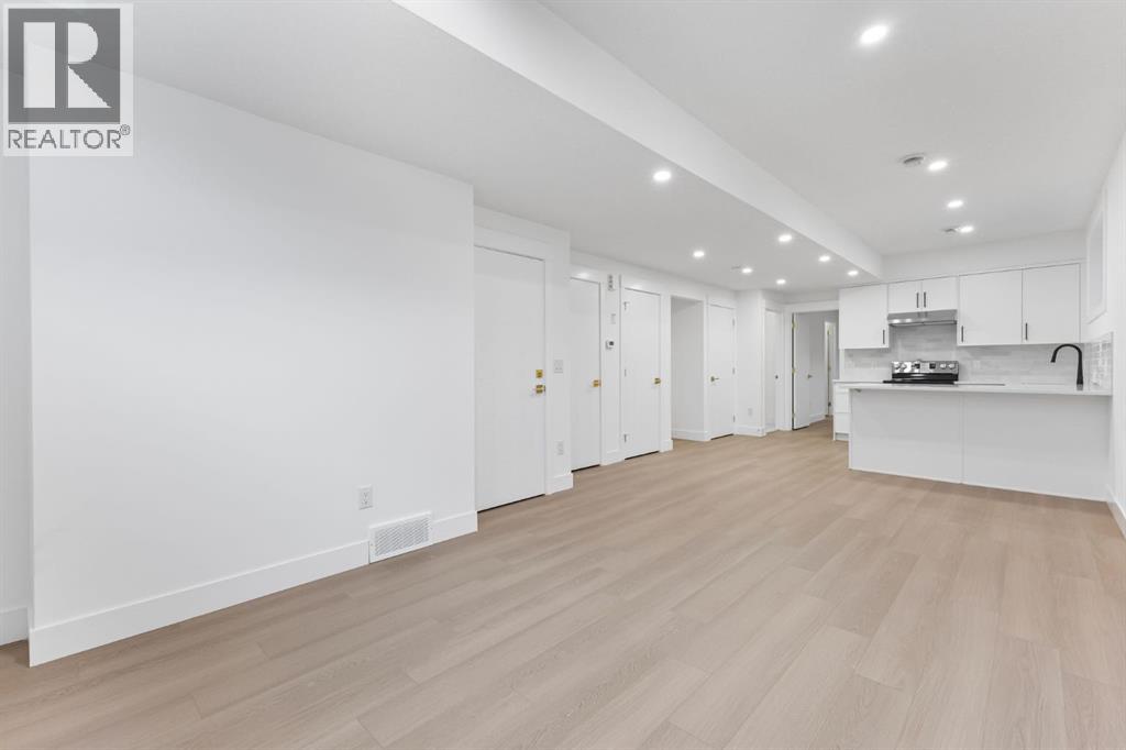 Single Family House for Sale in   Avenue SW Rosscarrock Calgary 