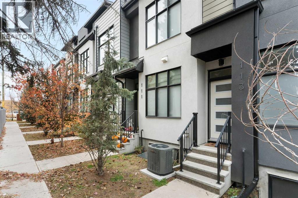 Single Family House for Sale in    Avenue NE Winston Heights/Mountview Calgary 