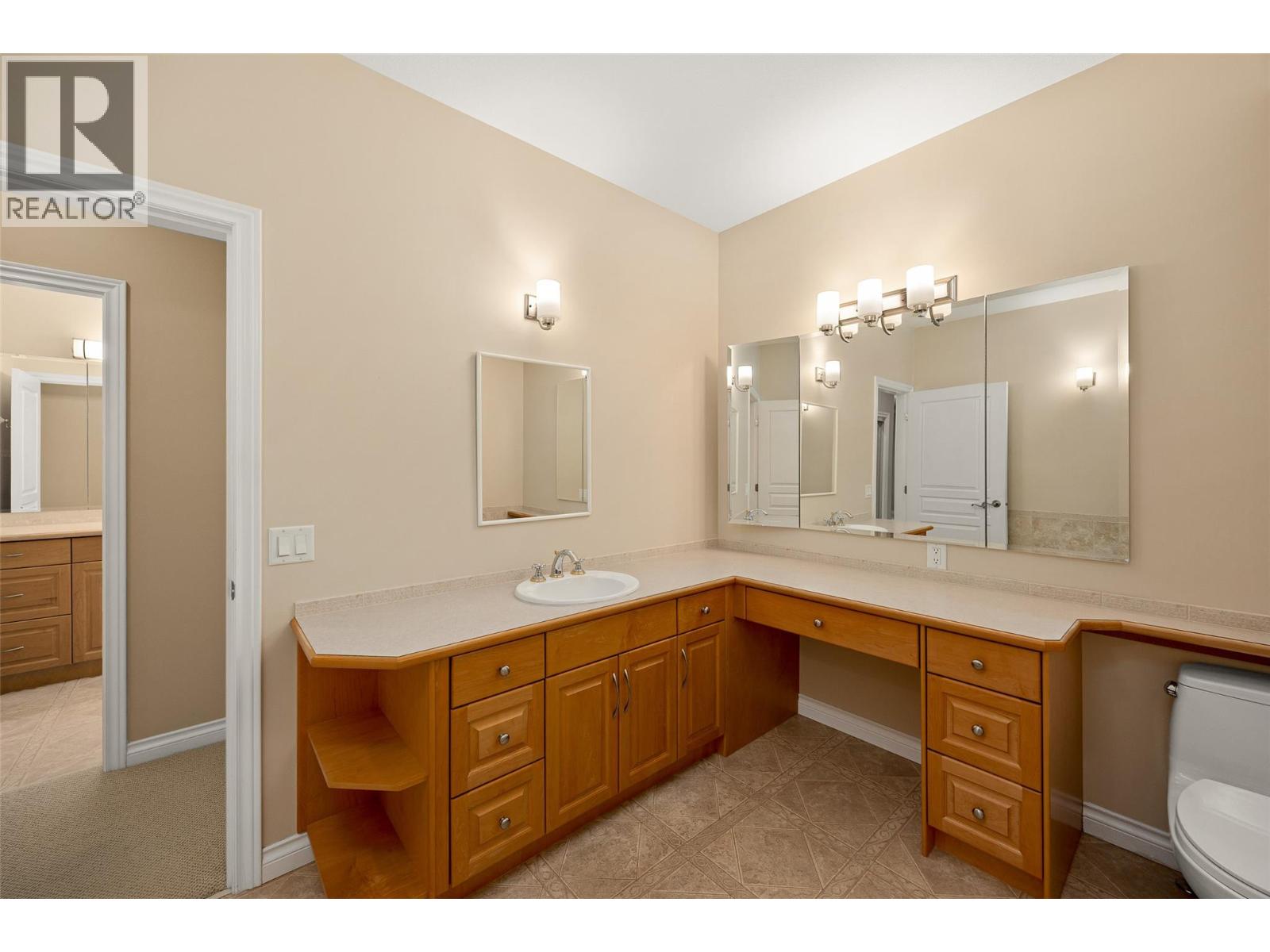  2090 Bowron Street, Kelowna