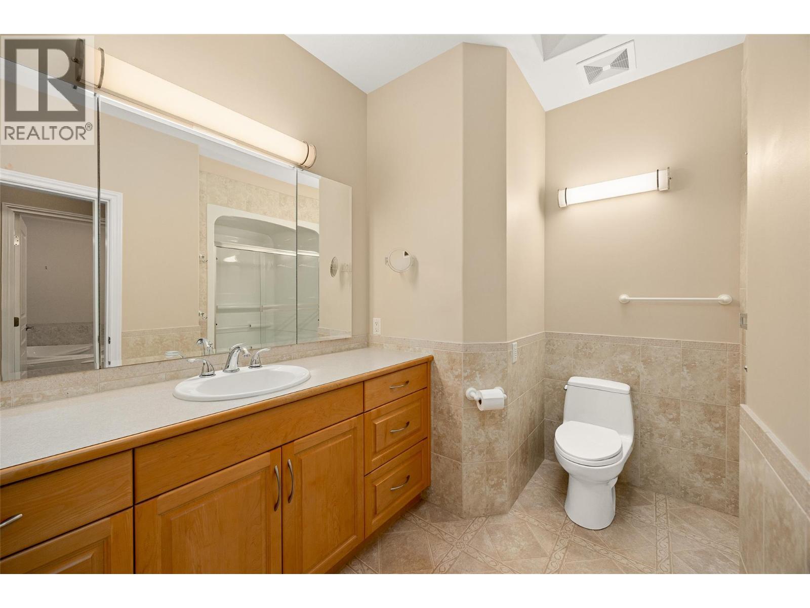  2090 Bowron Street, Kelowna