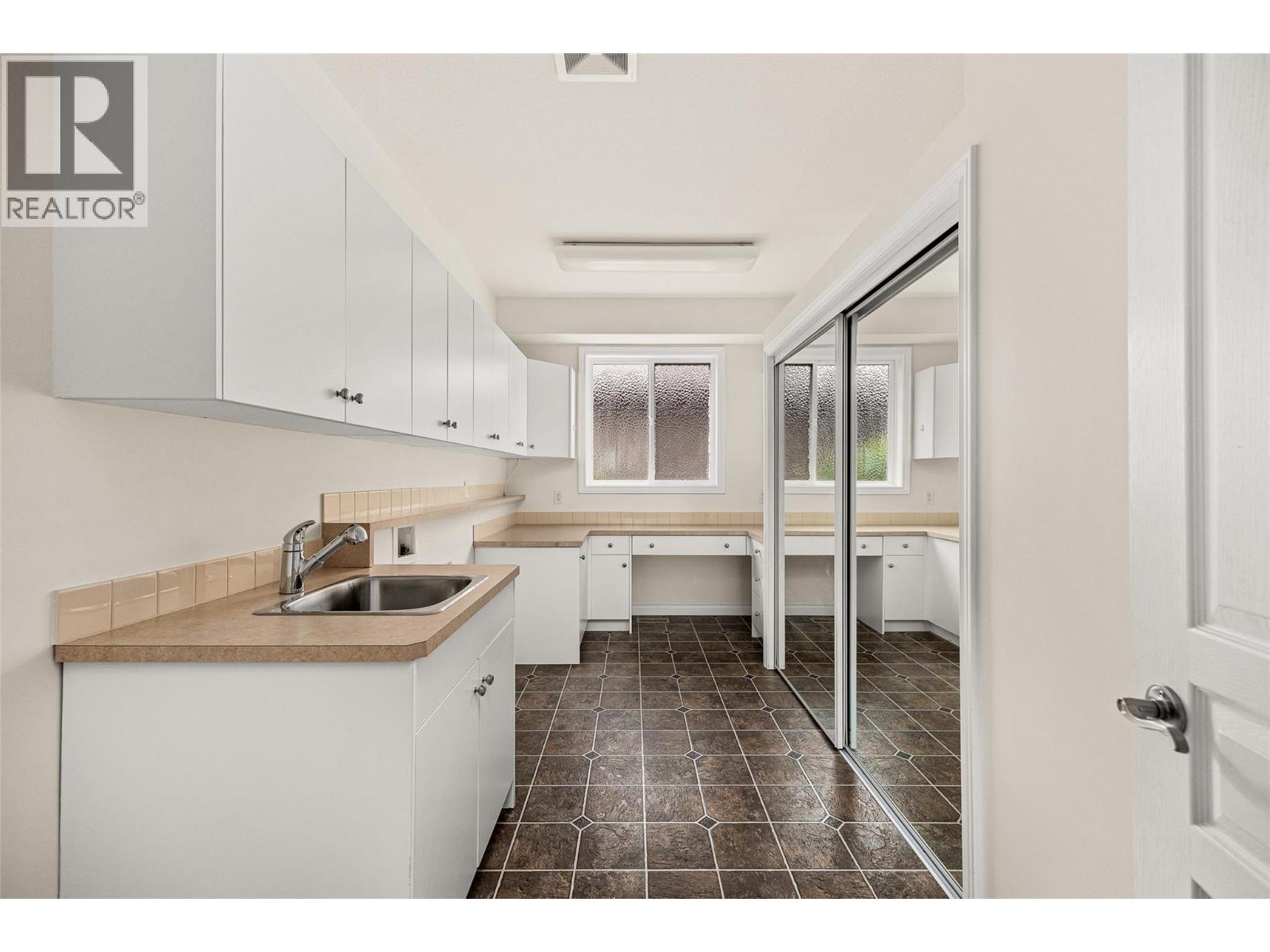  2090 Bowron Street, Kelowna