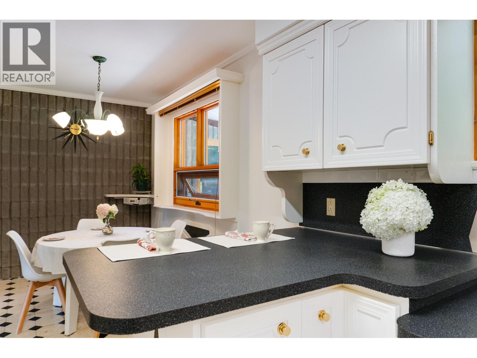 96 GREYLING AVENUE, Kitimat