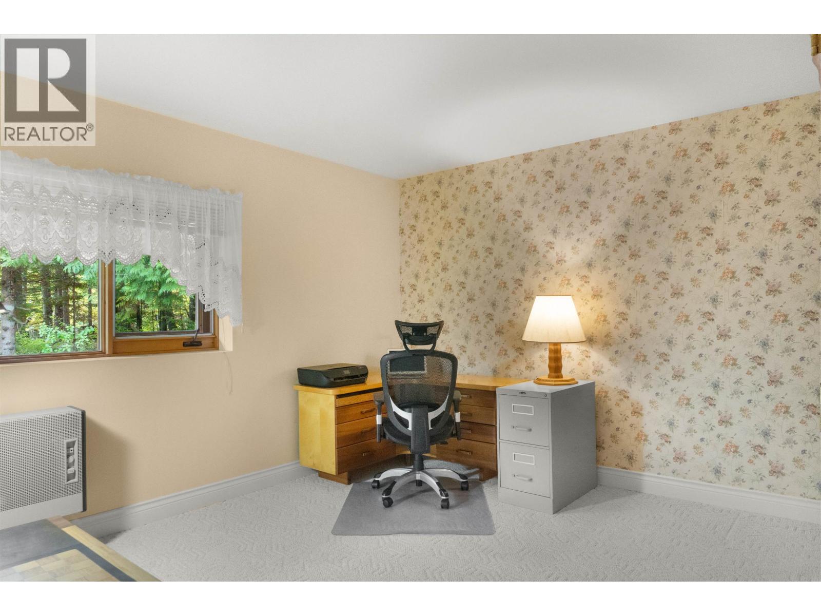 96 GREYLING AVENUE, Kitimat