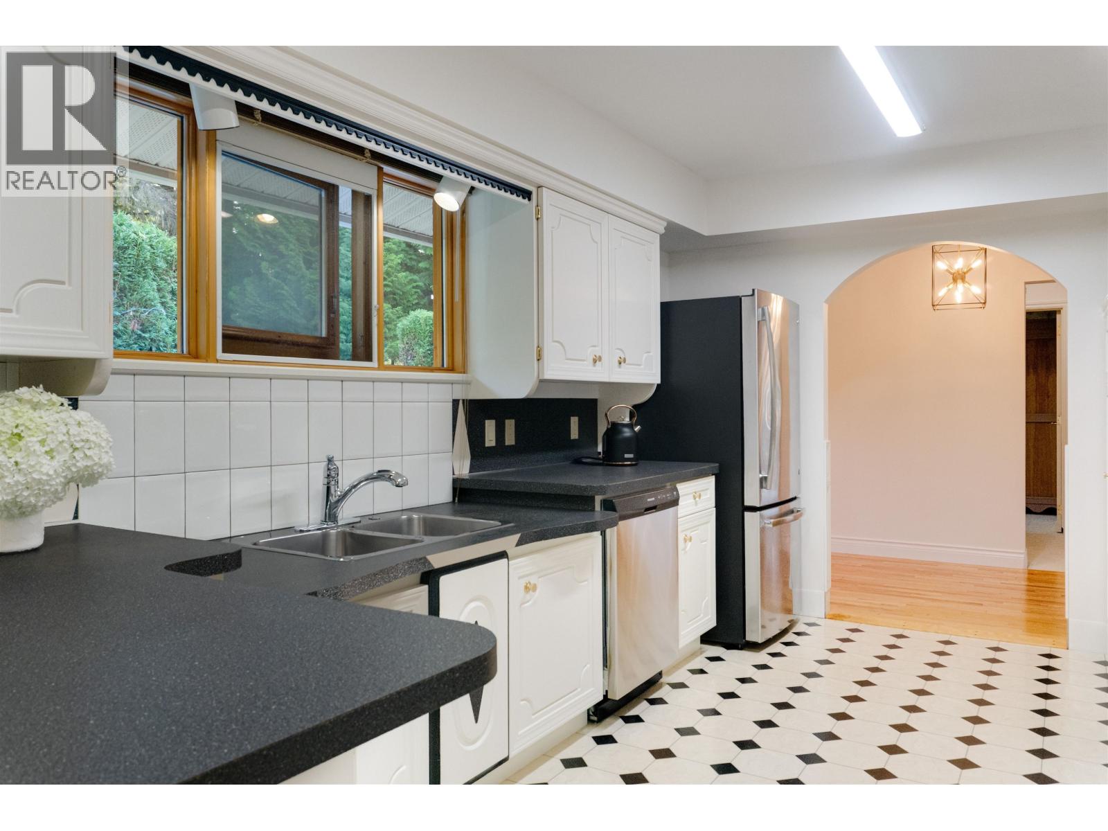 96 GREYLING AVENUE, Kitimat