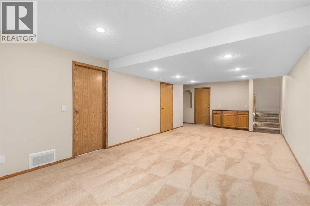 Single Family House Bungalow for Sale in  Chaparral Point SE Chaparral Calgary 