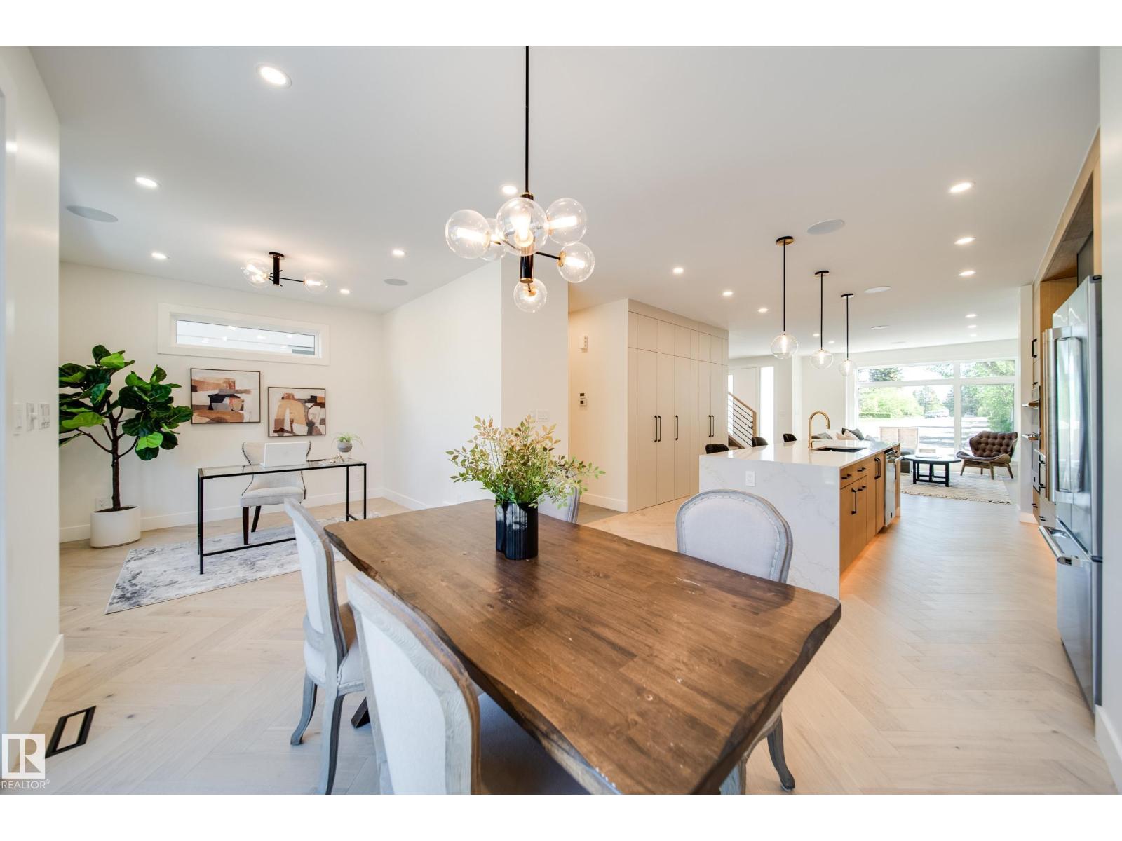 7146 119 ST NW, Edmonton