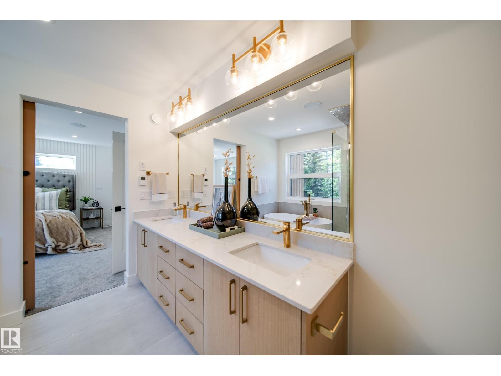 7146 119 ST NW, Edmonton