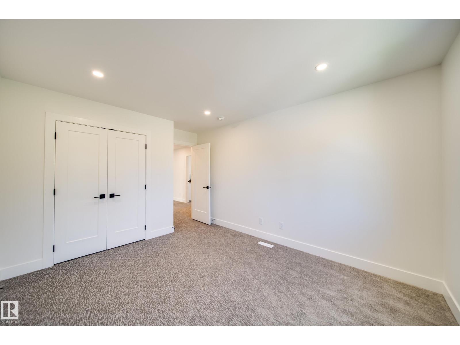 7146 119 ST NW, Edmonton